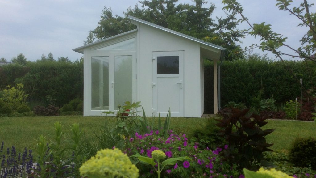 Gartenhaus mit Treibhaus