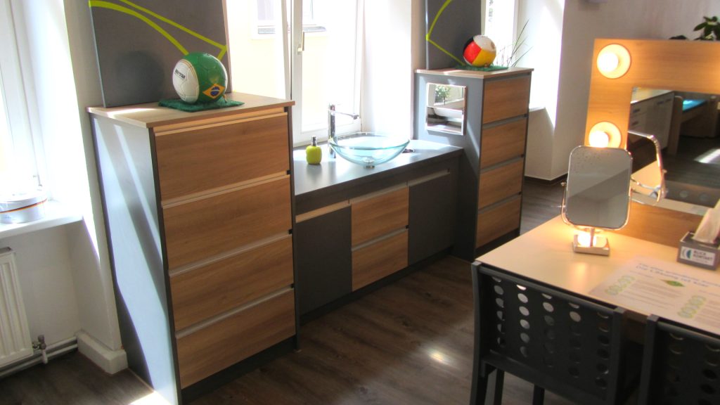 Waschtisch Kontaktlinsenstudio_2